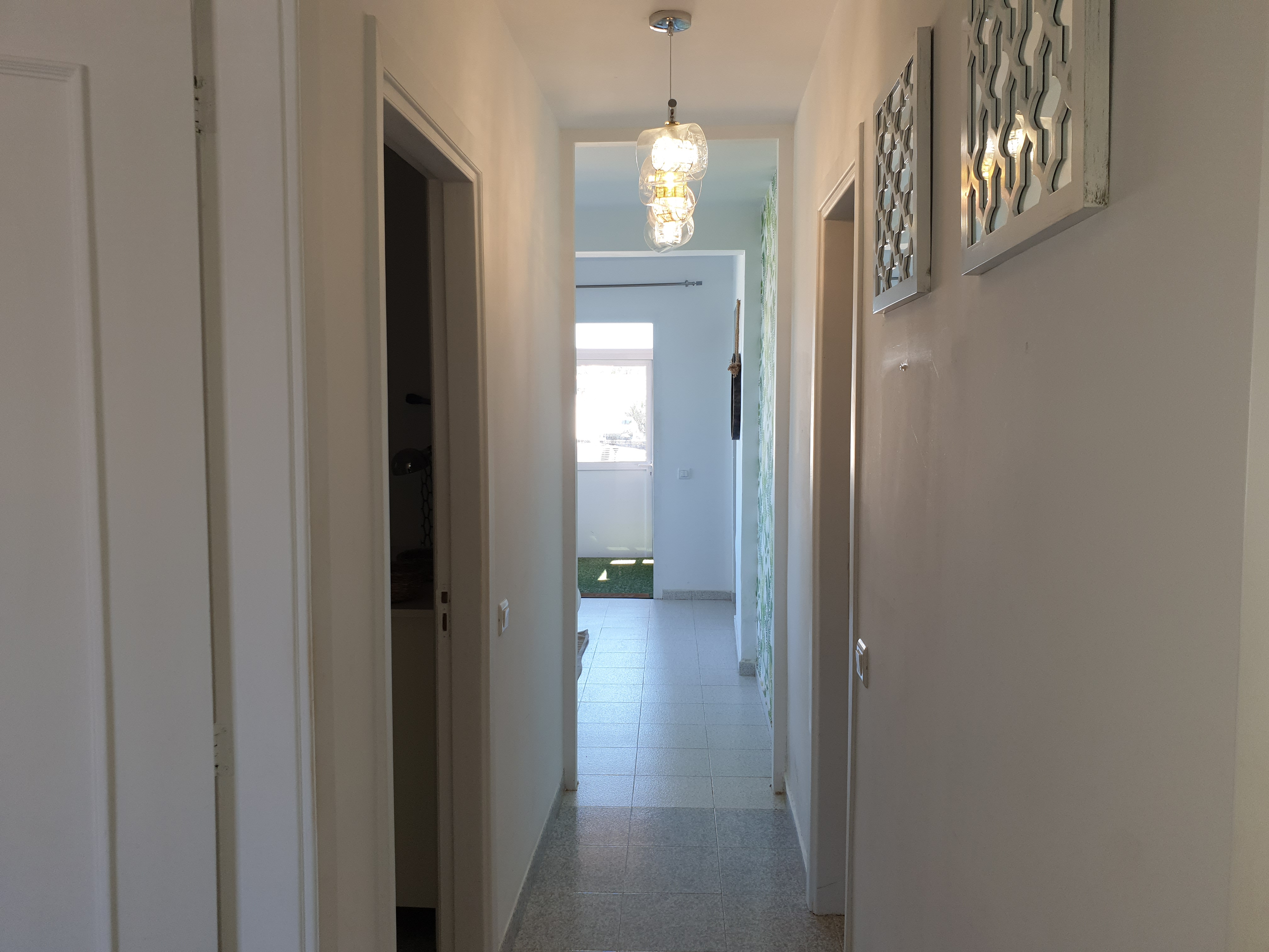 Salón amplio y luminoso